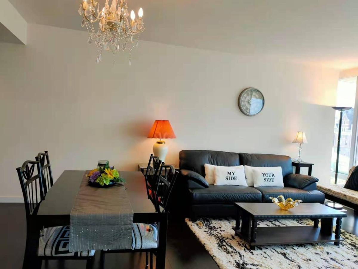 Waterfalls Hotel - Suite In Falls Downtown With Pool Виктория Экстерьер фото